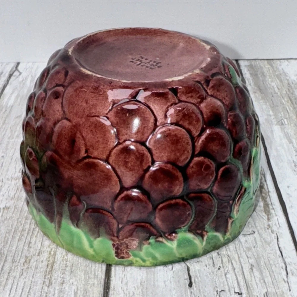 VTG  Occupied  Japan Deep Red‎ Grape Figural Sugar Bowl Jam Jar Lid Pottery GUC